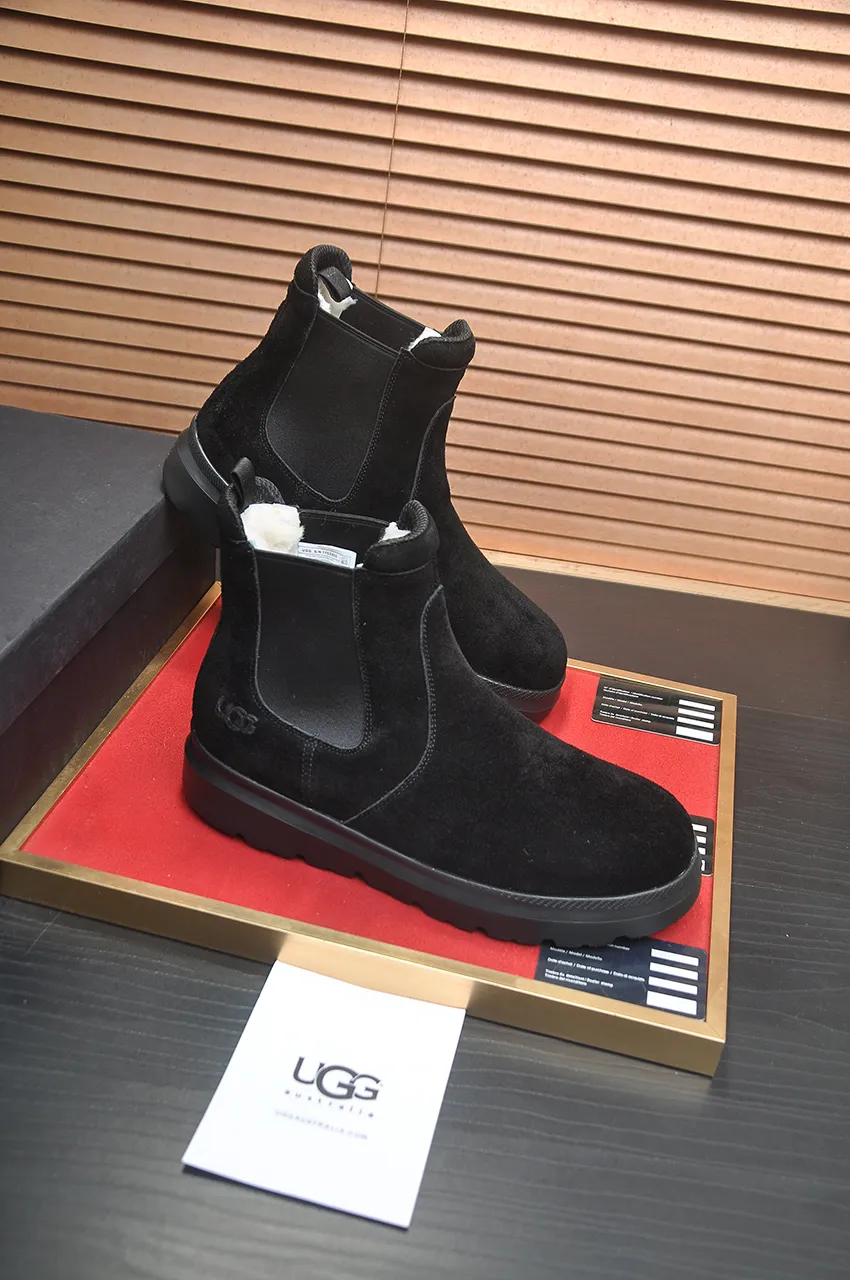 Men's shoes 💰580💶【UGG】(full genuine wool lining) Please pay attention to the original quality and compare the thickness of the wool 🏮🏮Hot style Martin boots from Australia's warm luxury brand men's shoes, official website synchronization, Beckham men's style..., made of imported top-layer waxed cowhide, waxed toe, Australian real wool velvet lining Carefully sewn...Imported rubber Martin boots outsole (comfortable, soft and wear-resistant). I really like the quality...Exquisite workmanship, you can't put it down once you see it. Code number 39-44